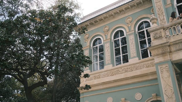 Mastering Historical Window Restoration in Listed Buildings: Art Meets Precision