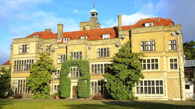 Preserving Charm: Key Practices for Maintaining Historic Listed Building Windows