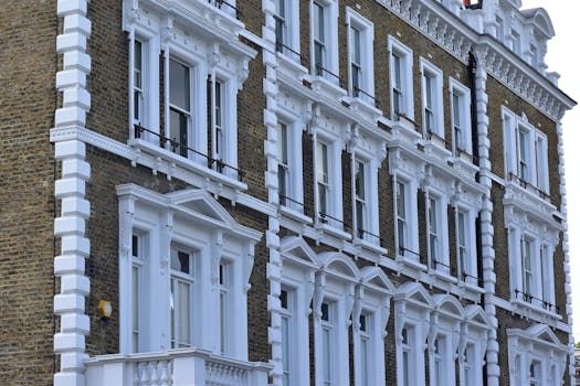 Elegant London Sash Windows: Evolution from Georgian to Modern Era